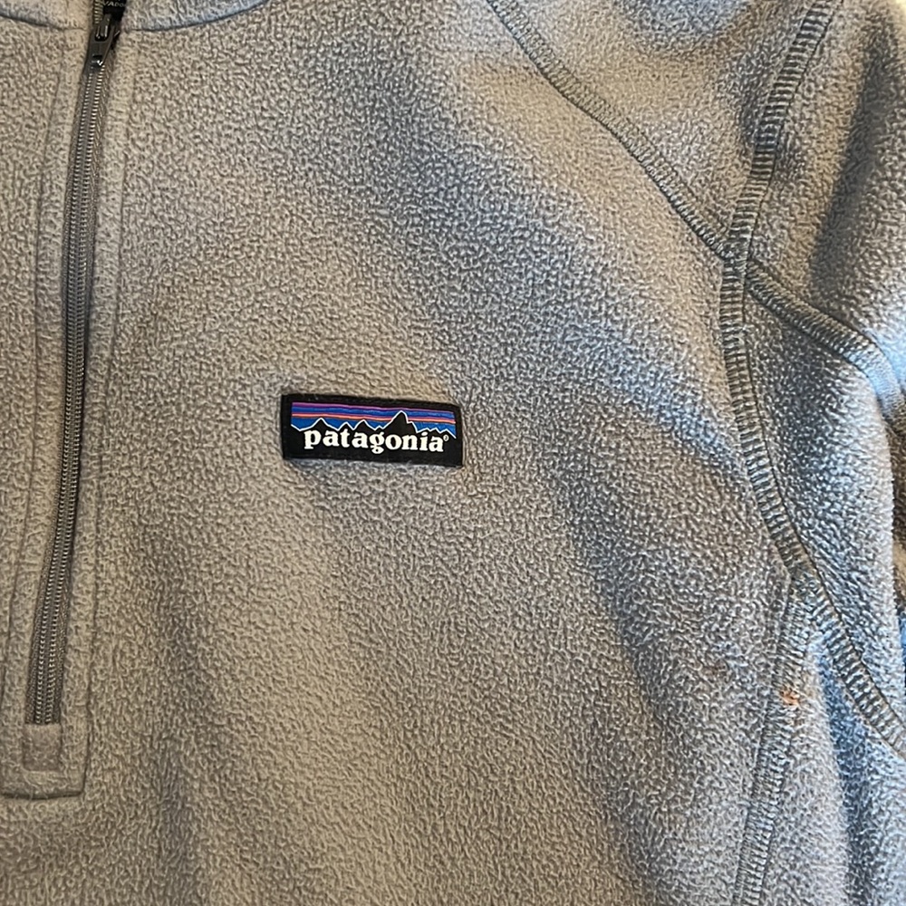 patagonia quarter zip - Picture 2 of 3